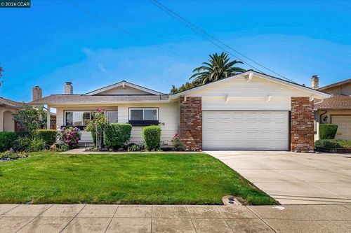 7030 Corinth Ct, Dublin, CA, 94568-2165 | Card Image