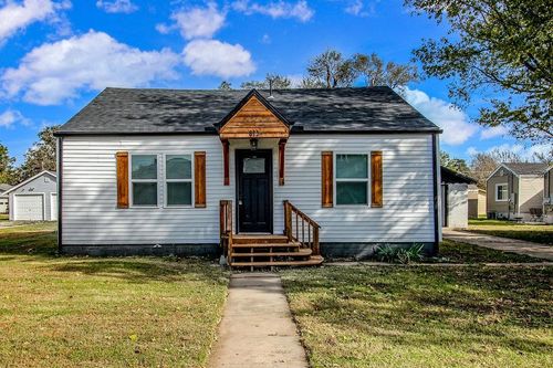 815 N Poplar St, Wellington, KS, 67152-3569 | Card Image