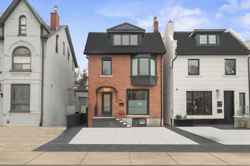 231 Macpherson Avenue, Toronto, ON, M4V1A1 | Card Image