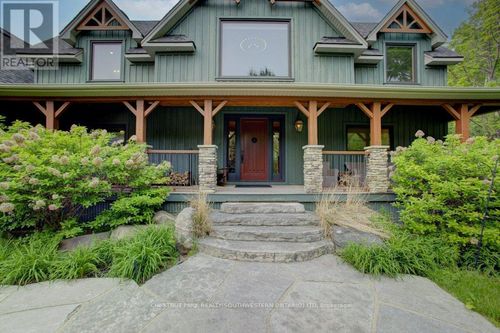 8429 Poplar Side Rd, Collingwood, ON, L9Y3Y9 | Card Image