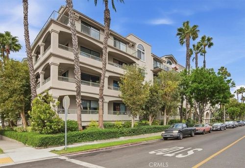 330-555 Maine Ave, Long Beach, CA, 90802-2751 | Card Image