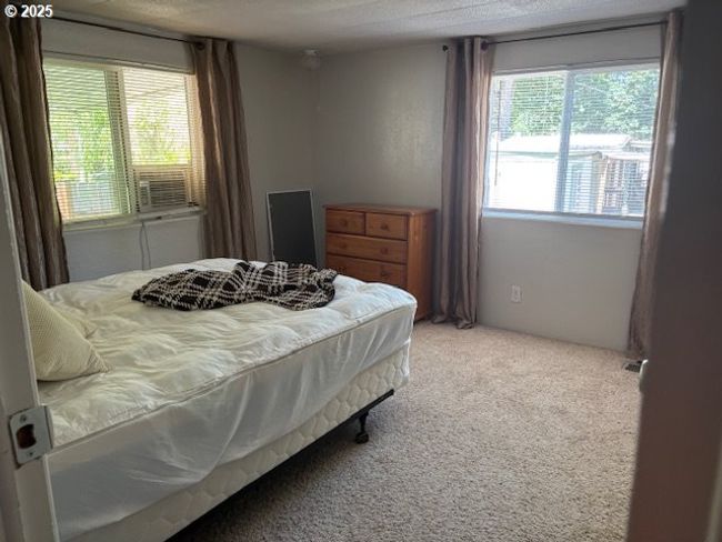 Bedroom, Primary | Image 21