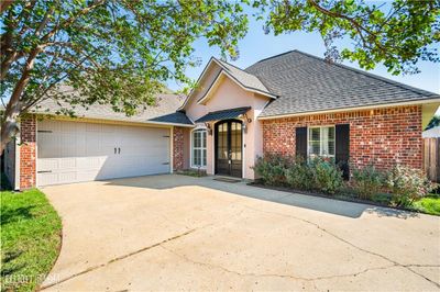 6105 Coty Drive, House other with 3 bedrooms, 2 bathrooms and null parking in Alexandria LA | Image 1