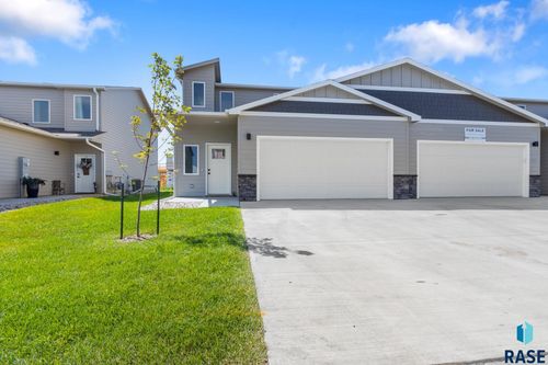 5707 E Avett Pl, Sioux Falls, SD, 57108-3485 | Card Image