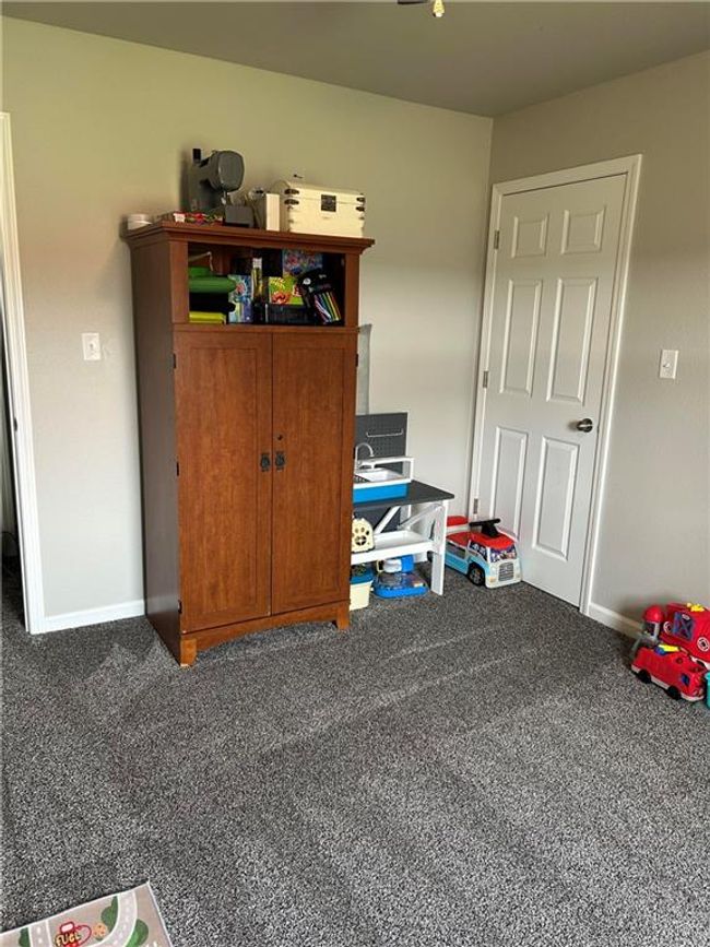 3rd bedroom with carpet & blinds | Image 25