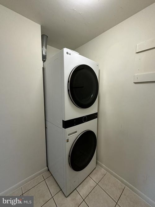 apt-303-7609 Route 29, FALLS CHURCH, VA, 22042-2848 | Card Image