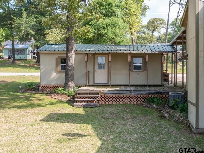 22090 Sportsman Dr, House other with 3 bedrooms, 2 bathrooms and null parking in Chandler TX | Image 13