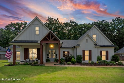 6657 Sunny Meadow Cove, Southaven, MS, 38672 | Card Image