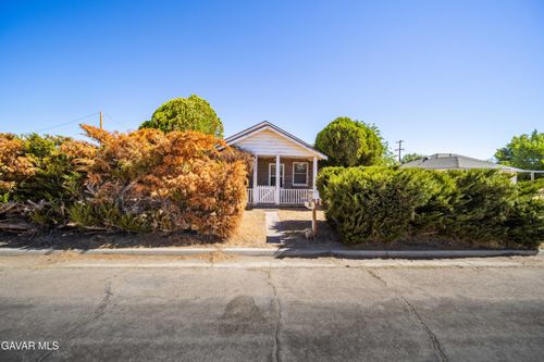 26849 Nichols St, Boron, CA, 93516-1938 | Card Image