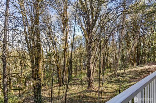 c101-15230 S 43rd Street, Bellevue, WA, 98006 | Card Image