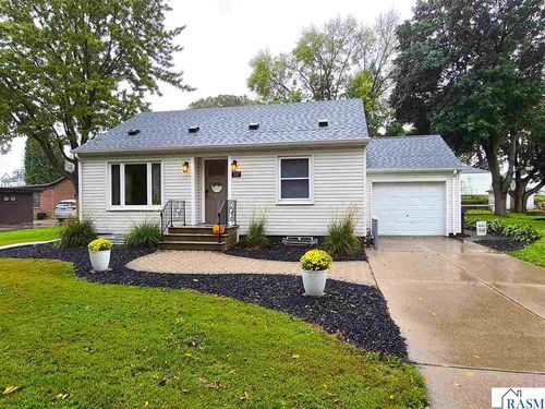 307 Ne Rice Street, Sleepy Eye, MN, 56085 | Card Image