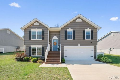 8134 Obrien Dr, Cedar Hill, MO, 63016-1915 | Card Image