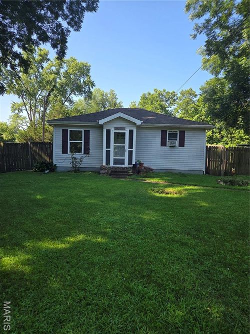 4239 Boles Rd, Labadie, MO, 63055-1033 | Card Image