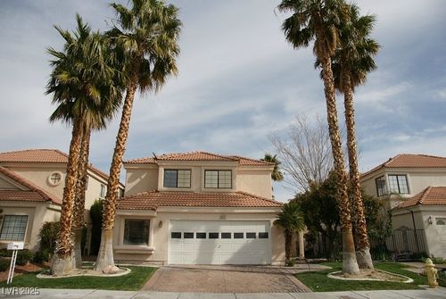 3016 Waterside Cir, Las Vegas, NV, 89117-2276 | Card Image