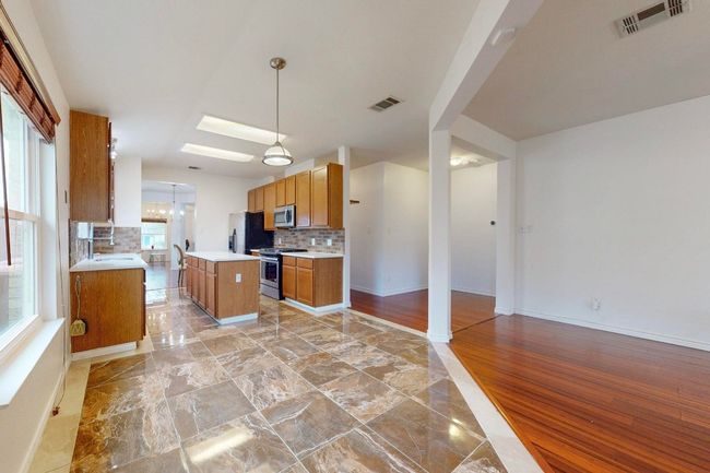 Breakfast Room-Kitchen View | Image 17