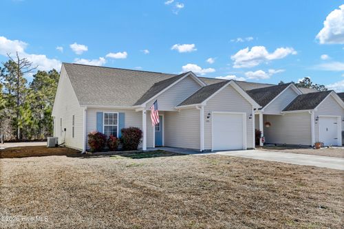 185 Pine Hollow Rd, Holly Ridge, NC, 28445-8825 | Card Image