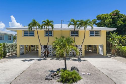 126 N Indies Dr, Duck Key, FL, 33050-3703 | Card Image