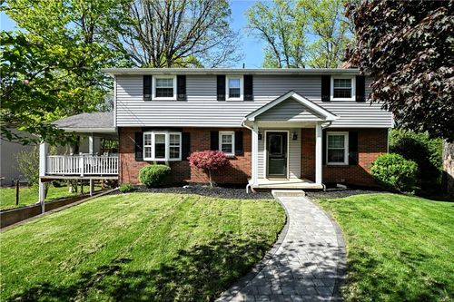 109 Saint Andrews Cir, Elizabeth Twp, PA, 15135-2135 | Card Image