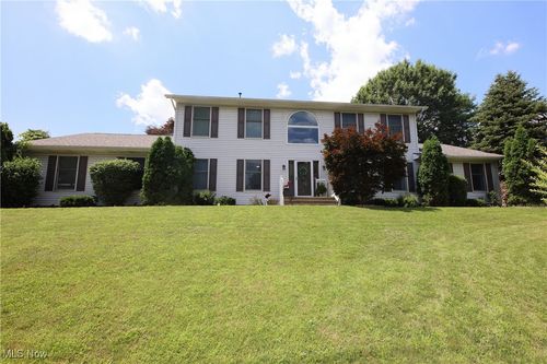 1524 Walker Rd, Follansbee, WV, 26037-1258 | Card Image