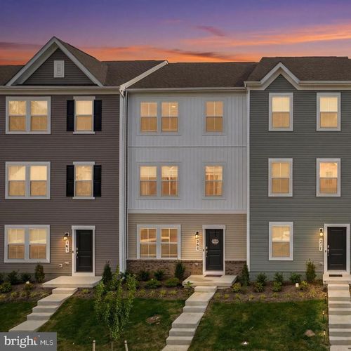267 Sandy Bottom Cir, RANSON, WV, 25438-4620 | Card Image