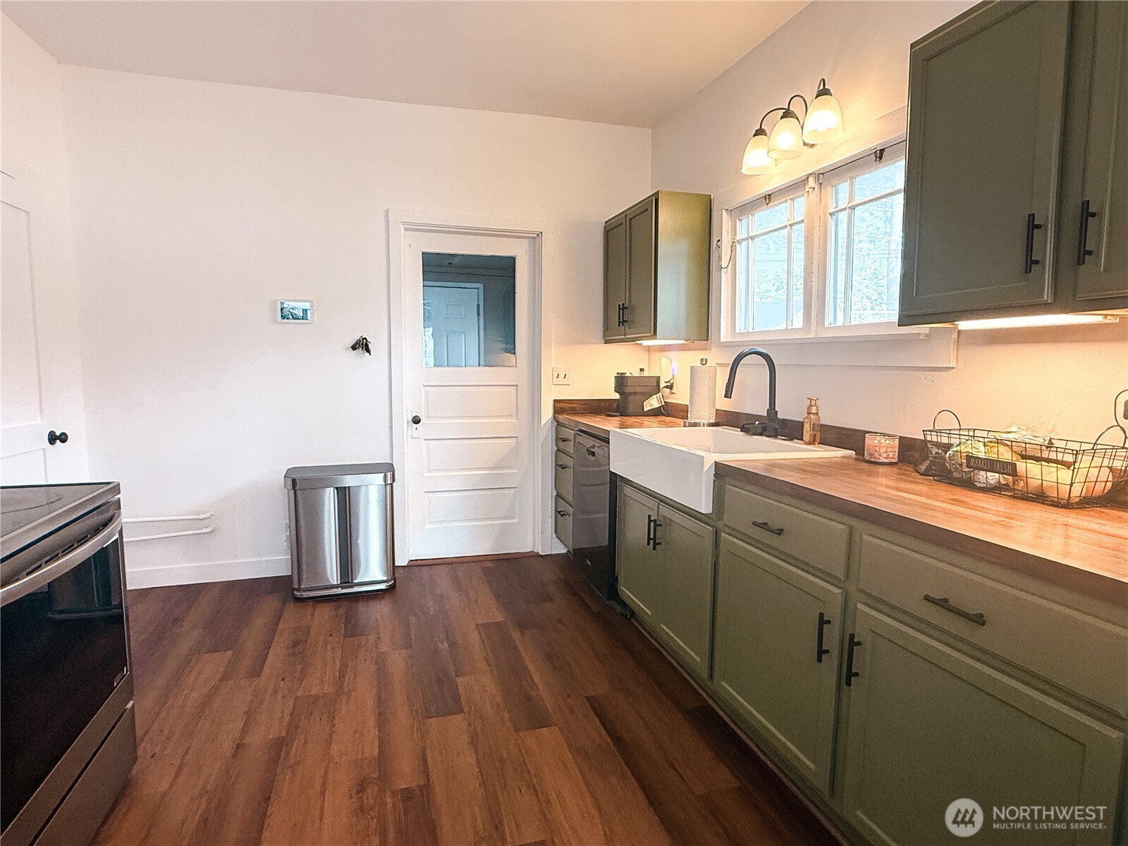 Residential in Eatonville 3