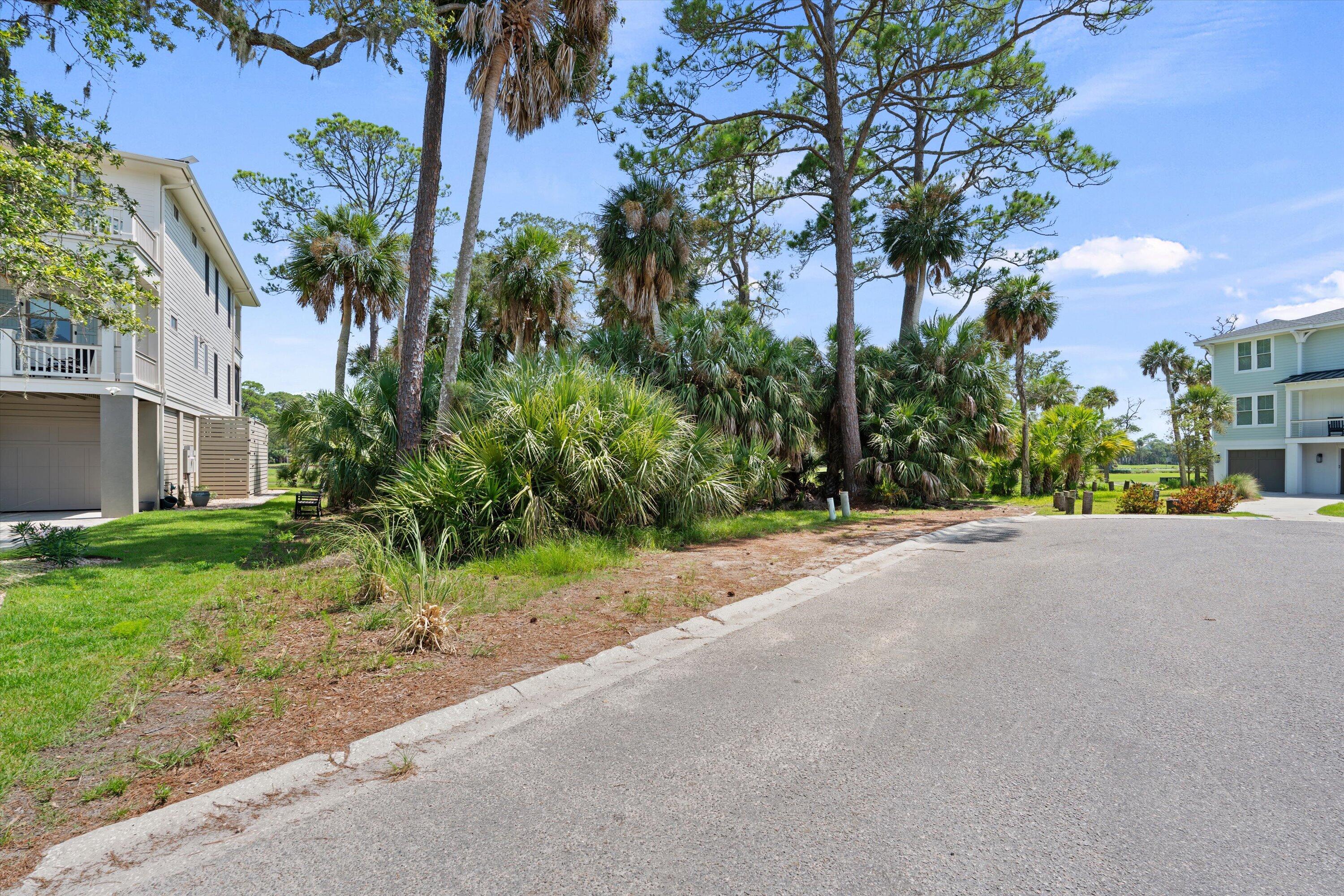 Land in Fripp Island 4