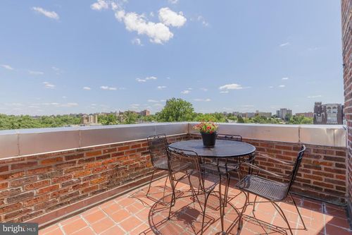 804b-4000 Cathedral Ave Nw, WASHINGTON, DC, 20016-5262 | Card Image