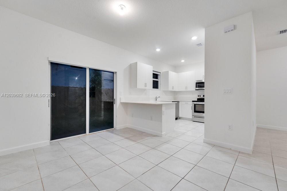 Residential Lease in Homestead 5