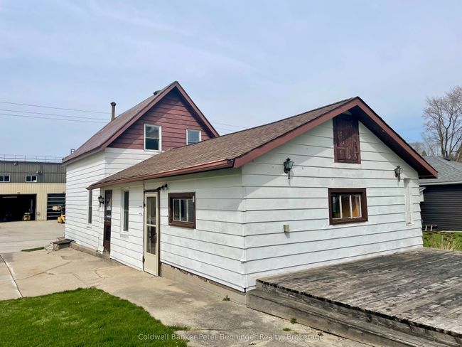 20 Elm St S, House other with 3 bedrooms, 2 bathrooms and 4 parking in Walkerton ON | Image 21