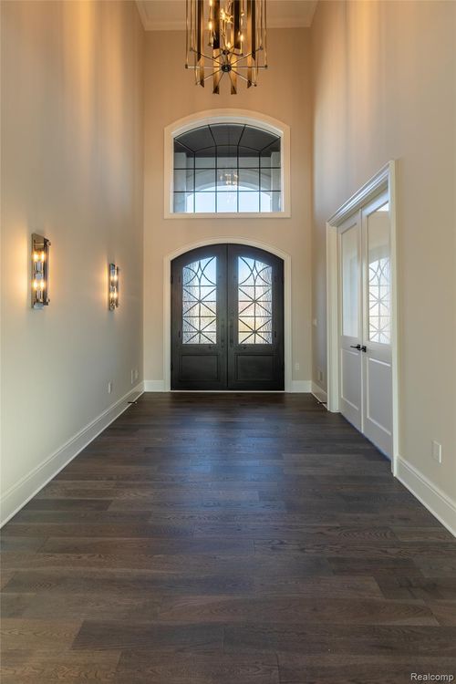 2599 Forest Glen Ct, Rochester, MI, 48306-4951 | Card Image