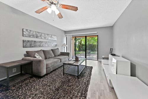 103-5937 Forest Hill Blvd, West Palm Beach, FL, 33415-5580 | Card Image