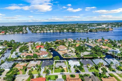 2156 Tarpon Road, Naples, FL, 34102 | Card Image