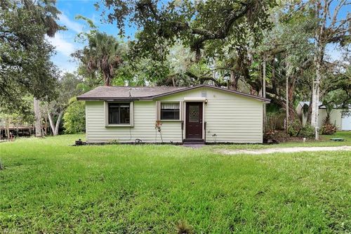 18200 Elmwood Dr, Alva, FL, 33920-3105 | Card Image