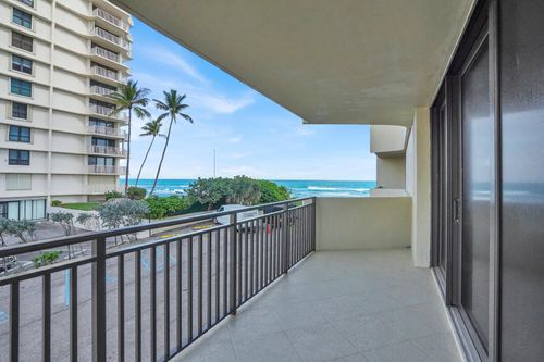 1d-5460 N Ocean Dr, Riviera Beach, FL, 33404-2516 | Card Image