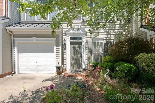 4209 Piccadilly Ln, Fort Mill, SC, 29707-1671 | Card Image