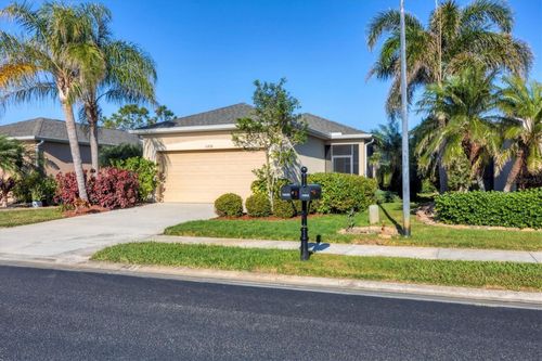 11938 Tempest Harbor Loop, VENICE, FL, 34292 | Card Image