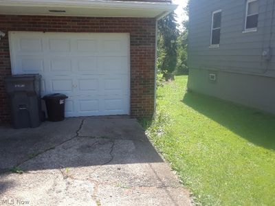 garage | Image 2