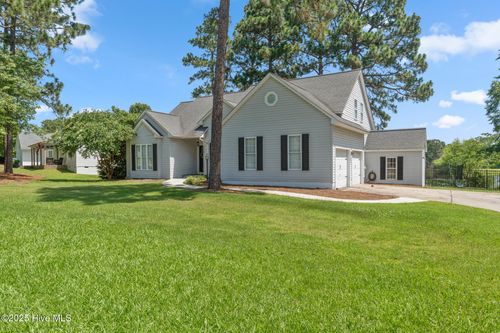 116 Pinesage Dr, West End, NC, 27376-9775 | Card Image