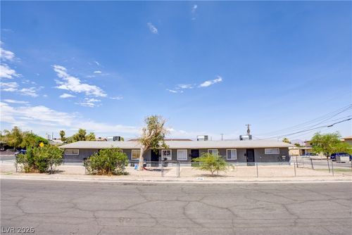 702 N 10th St, Las Vegas, NV, 89101-7309 | Card Image