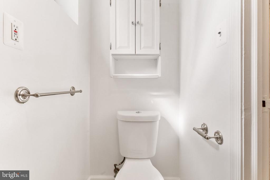 Residential Lease in BETHESDA