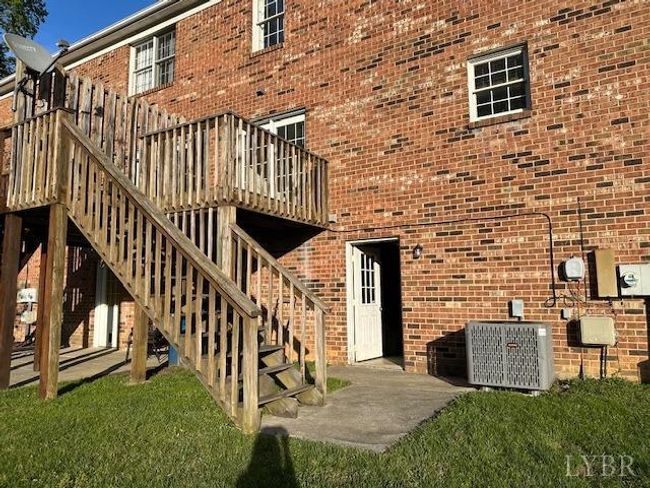 202 Rustwood Ct, Townhouse with 3 bedrooms, 2 bathrooms and null parking in Rustburg VA | Image 37