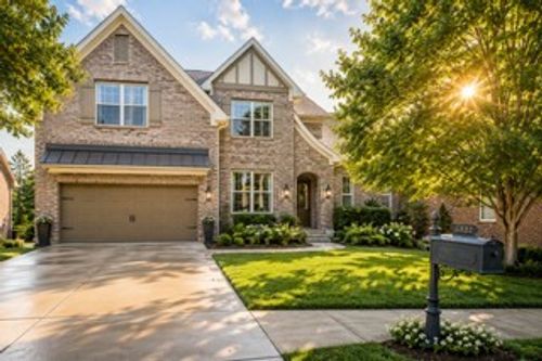 2211 Chantry Place Ln, Thompsons Station, TN, 37179-5082 | Card Image