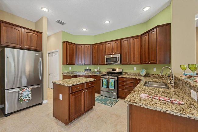 1241 Creek Nine Dr, House other with 4 bedrooms, 3 bathrooms and null parking in NORTH PORT FL | Image 11