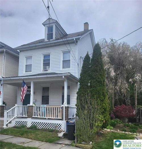 830 Centre St, EASTON, PA, 18042-6470 | Card Image