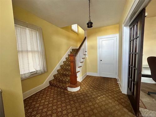 219 Rockledge Ave, Buchanan, NY, 10511-1513 | Card Image