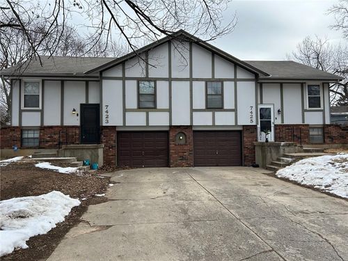 7423 & 7425 Englewood Lane, Raytown, MO, 64133 | Card Image