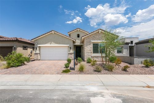 864 Klamath Springs Street, Henderson, NV, 89011 | Card Image