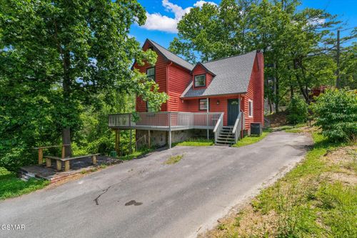 3059 Engle Town Rd, Sevierville, TN, 37862-7774 | Card Image