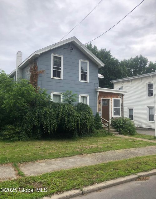 24 Wagner St, Fort Plain, NY, 13339-1326 | Card Image