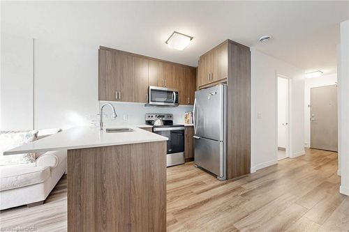 502-479 Charlton Ave E, Hamilton, ON, L8N0B4 | Card Image